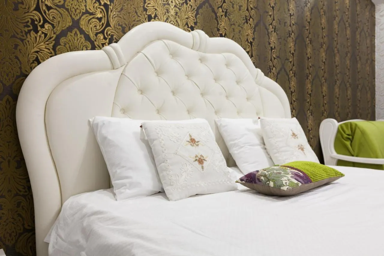 Apartments Leopolli Near Opera House